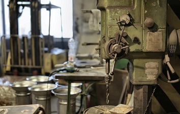 Pneumatic diaphragm pump routine maintenance and care